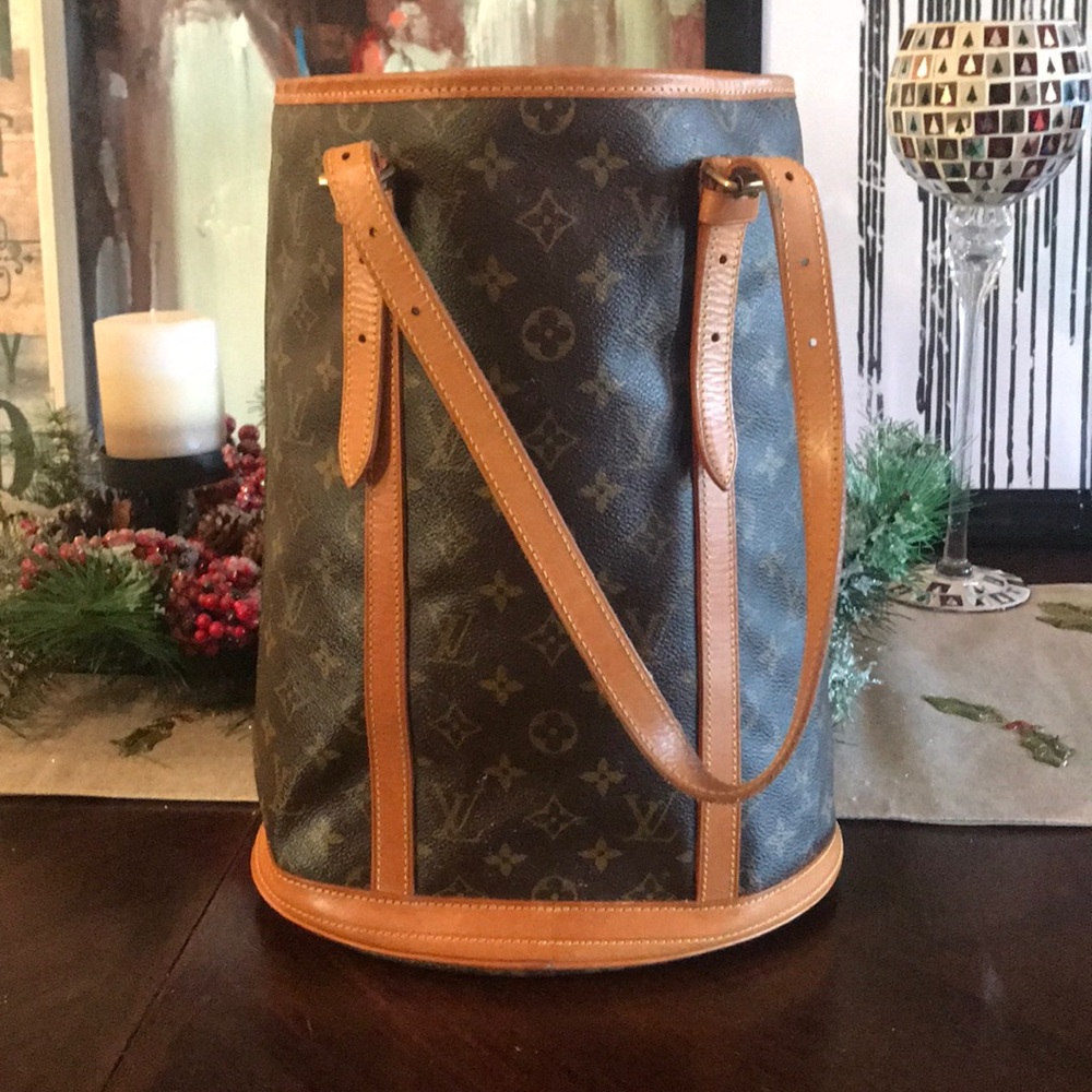 Authentic Louis Vuitton Bucket GM